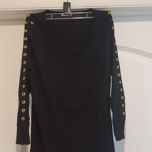 VNeck 3/4 sleeve sweater